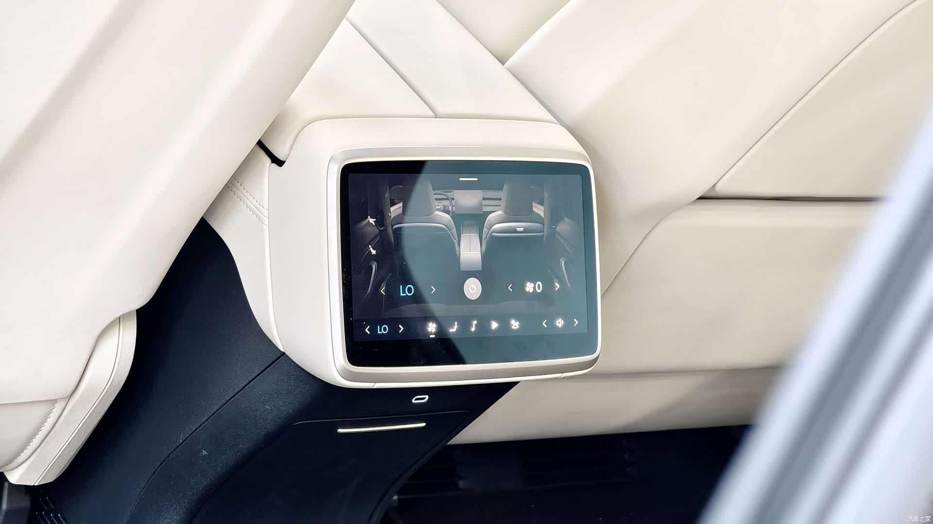 NIO L60, 2025 11