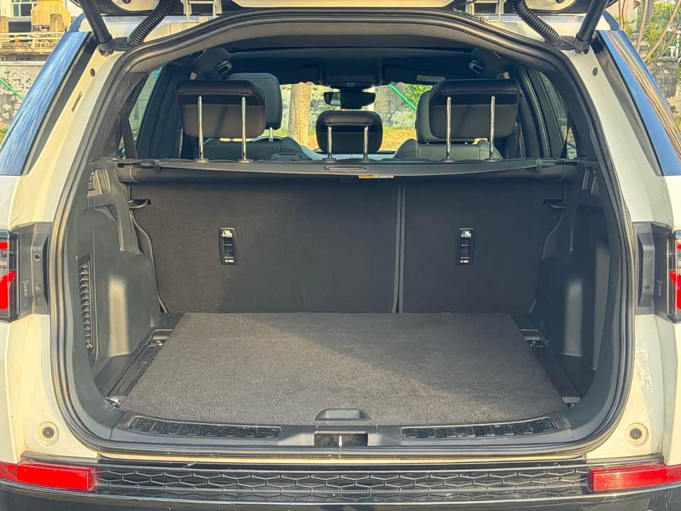 Land Rover Discover sports