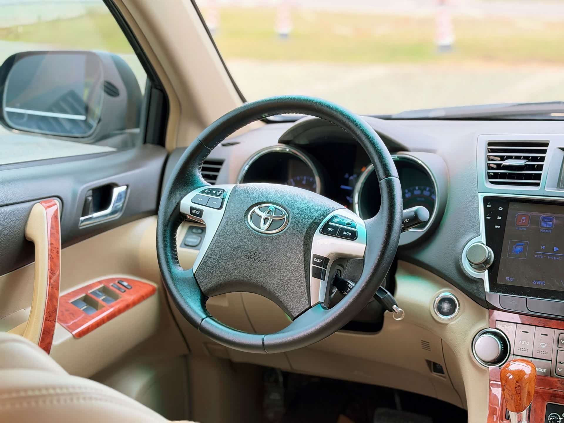 Toyota Highlander, 2014 10