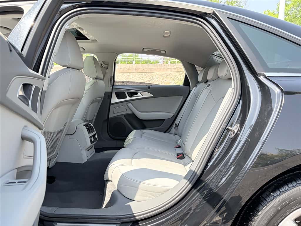 Audi A6L, 2014 6