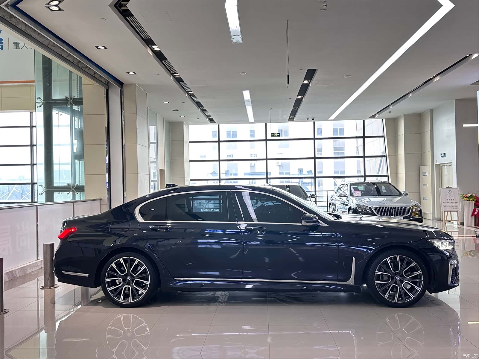 BMW 7 Series, 2022 4