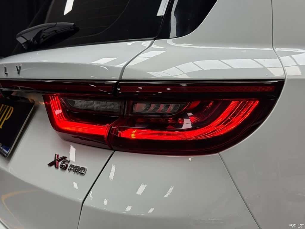Geely X6, 2022 20