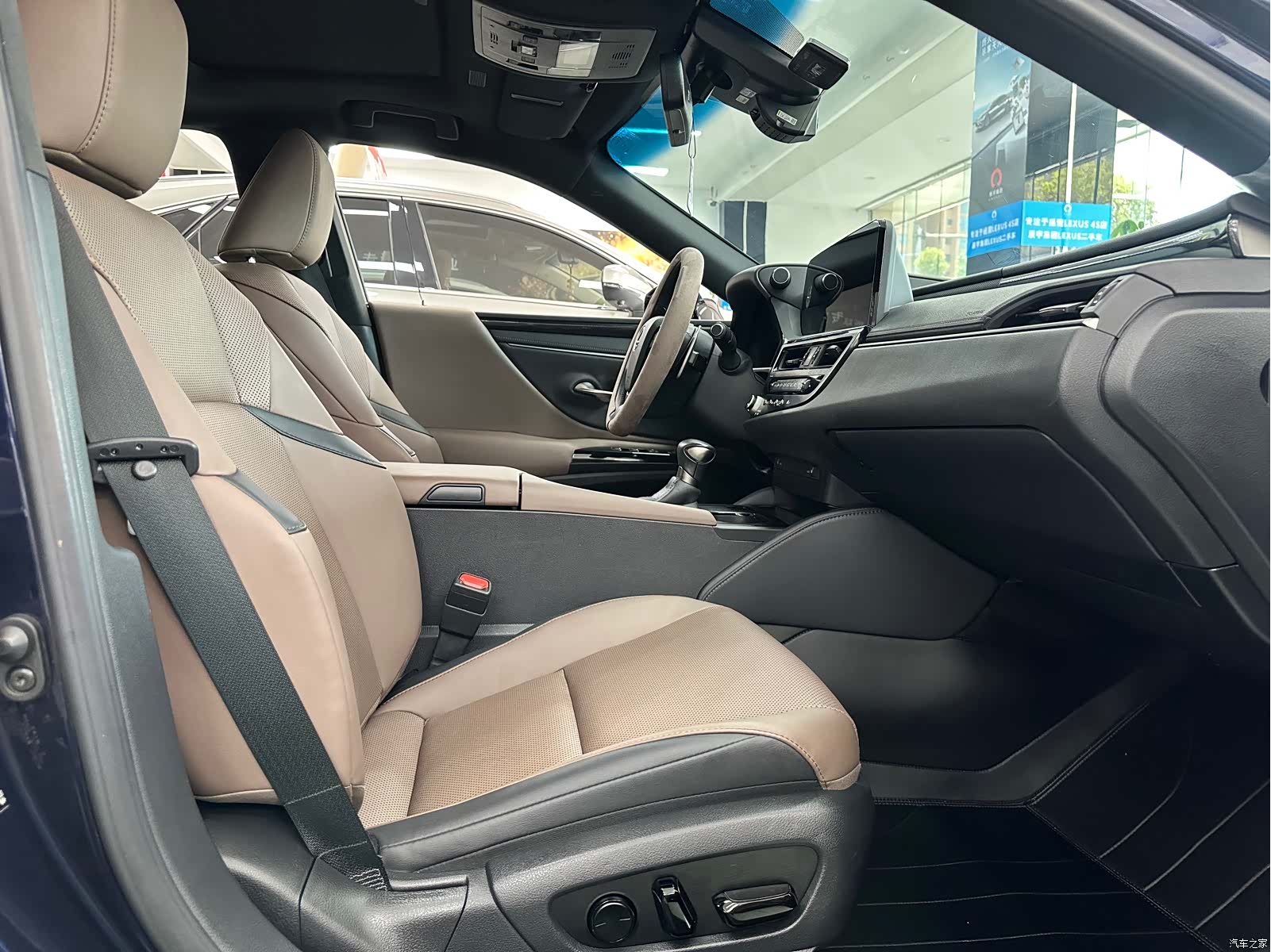 Lexus ES, 2023 18