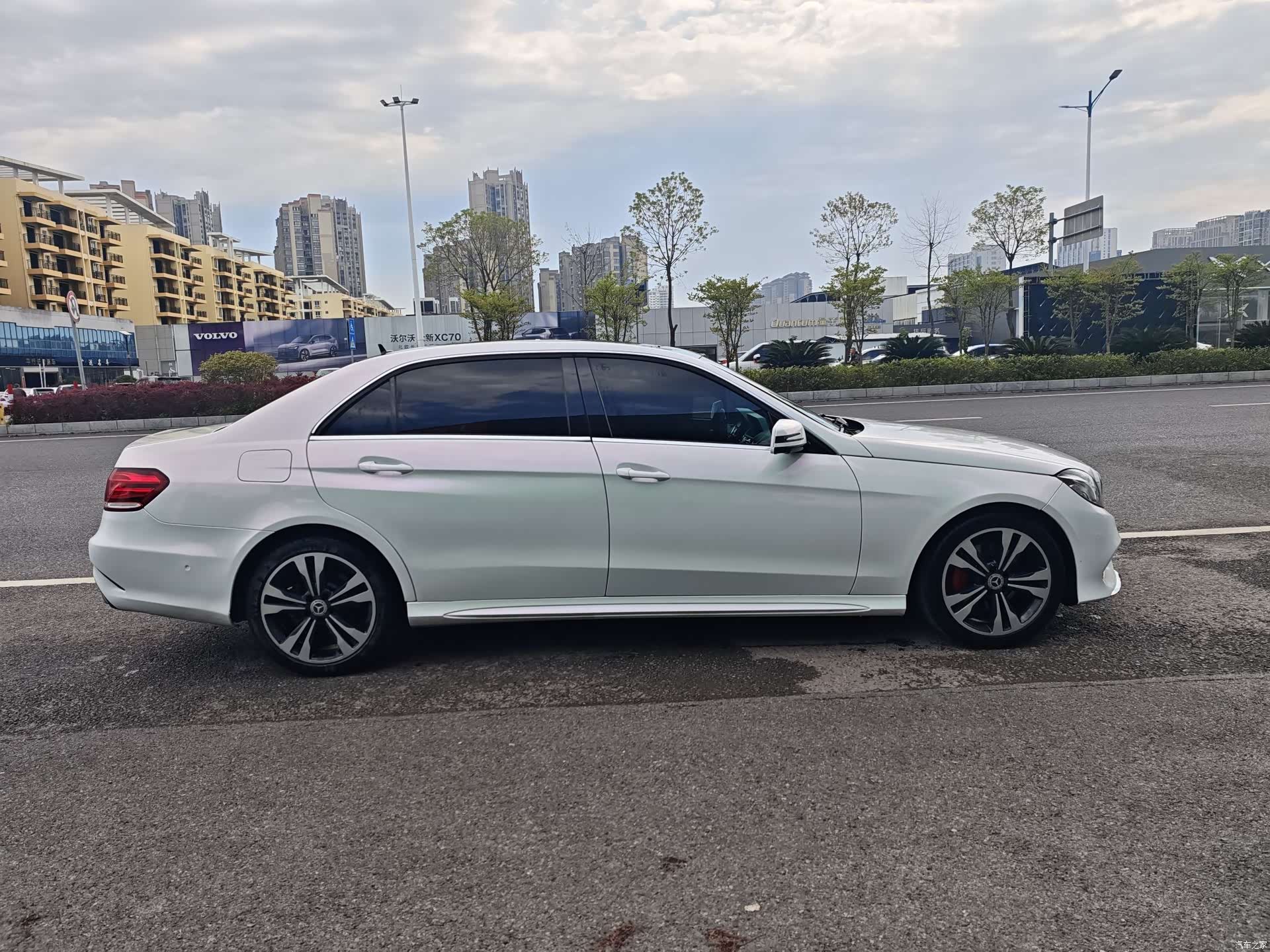 Mercedes-Benz E-Class, 2015 4