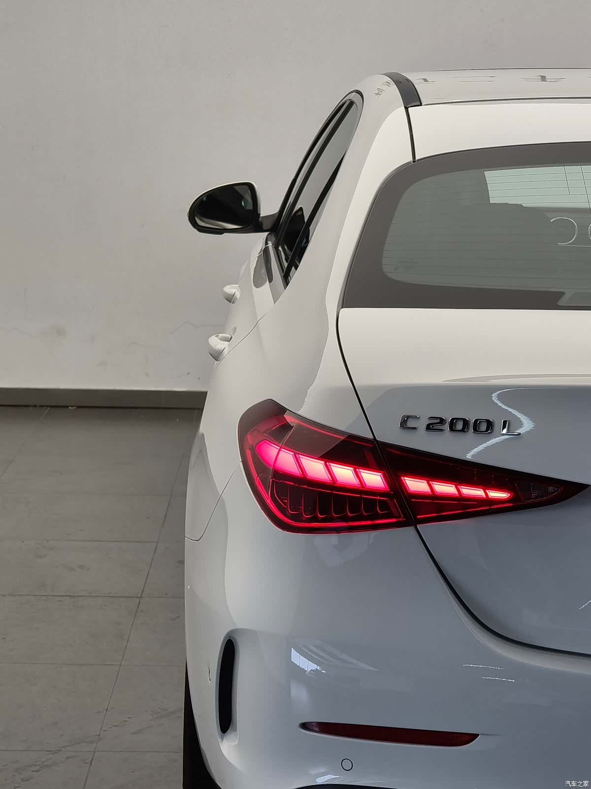 Mercedes-Benz C-Class, 2026 18