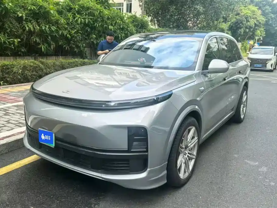 Li Auto Ideal L8
