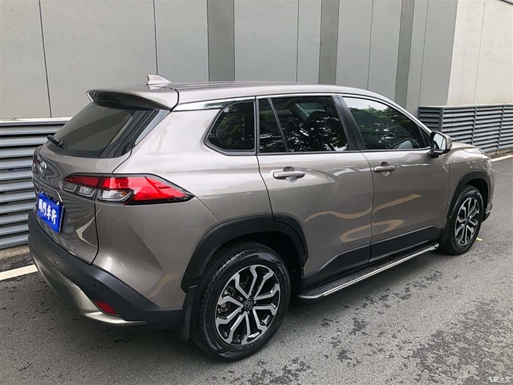 Toyota Frontlander, 2022 13
