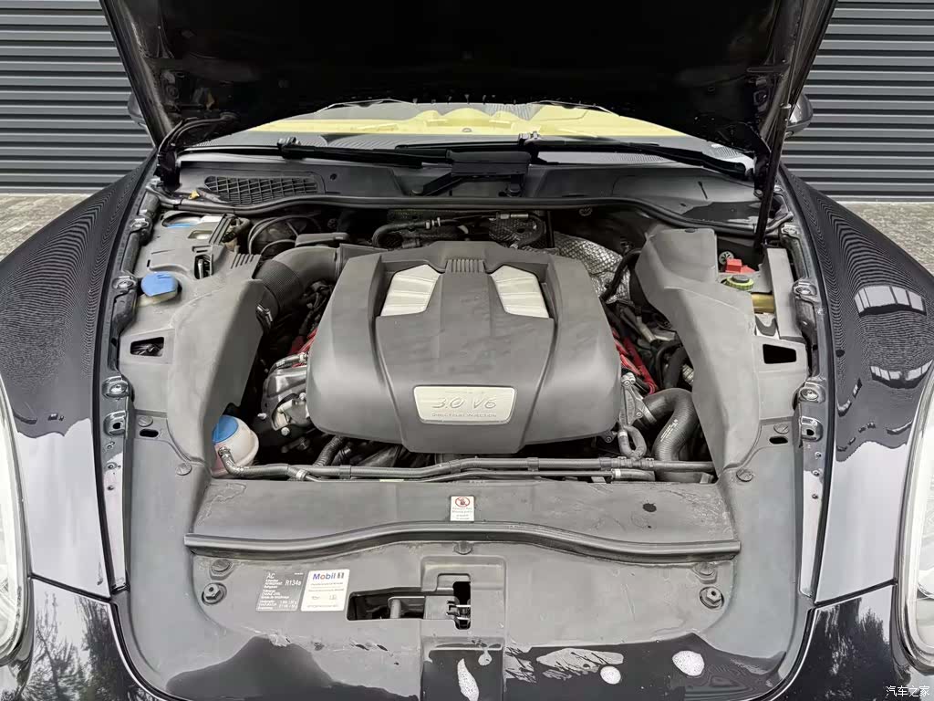 Porsche Cayenne, 2014 9