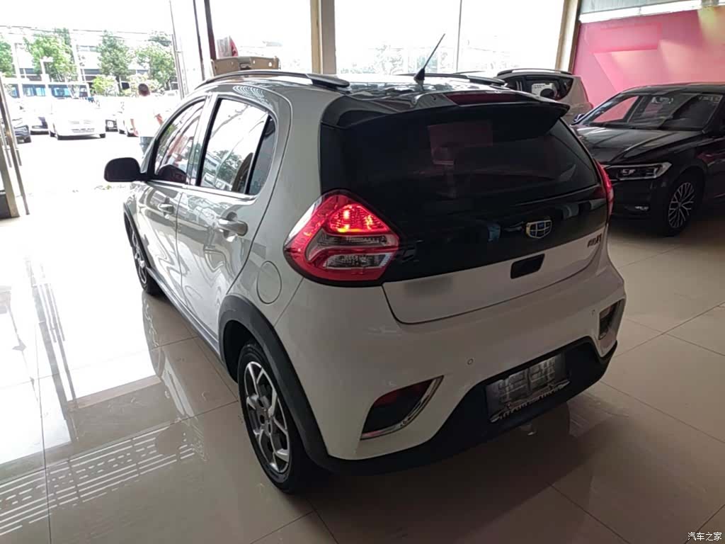 Geely X1, 2018 все фото