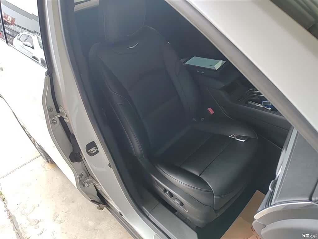 Cadillac XT4, 2018 25