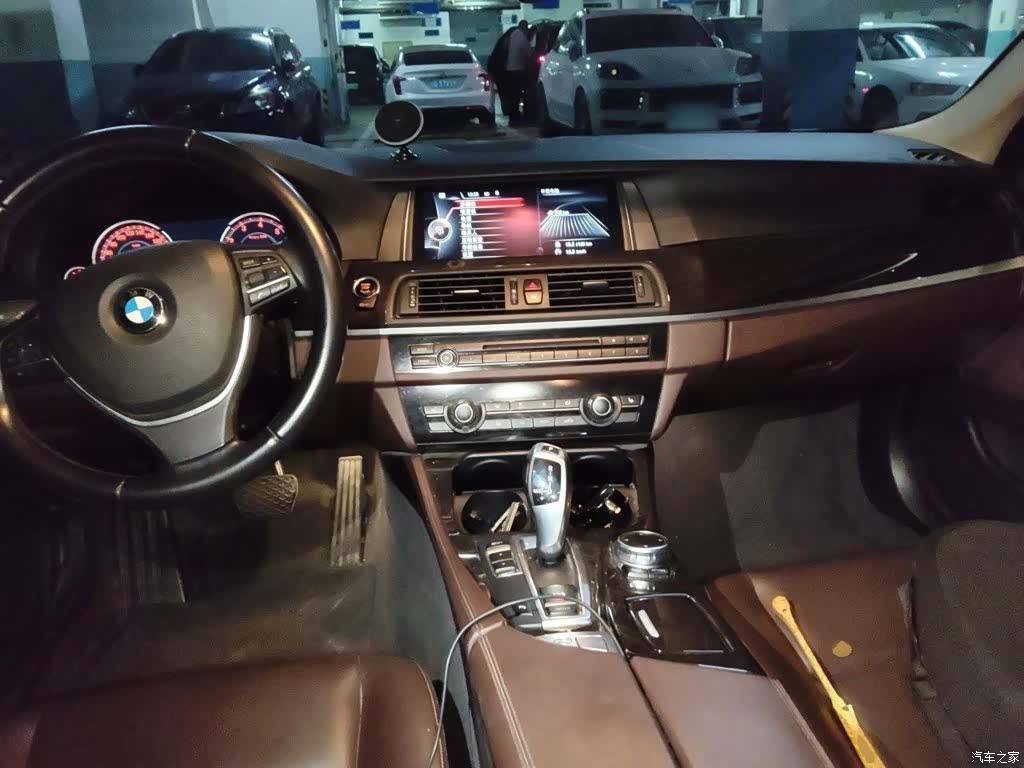 BMW 5 Series, 2016 13