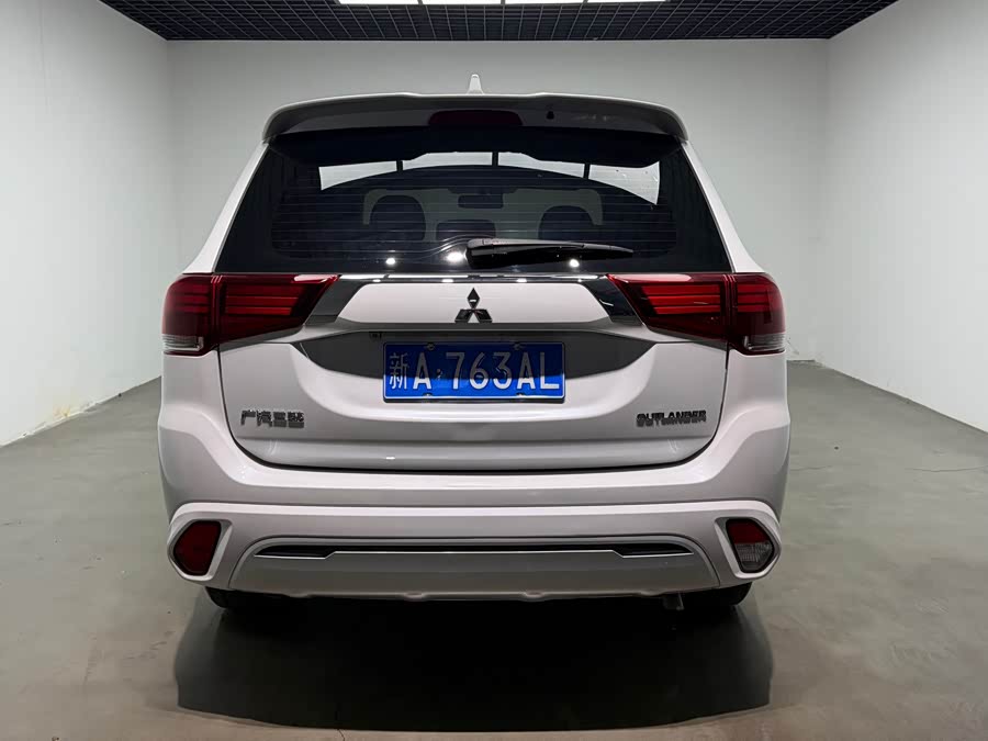 Mitsubishi Outlander 2023, фото 26