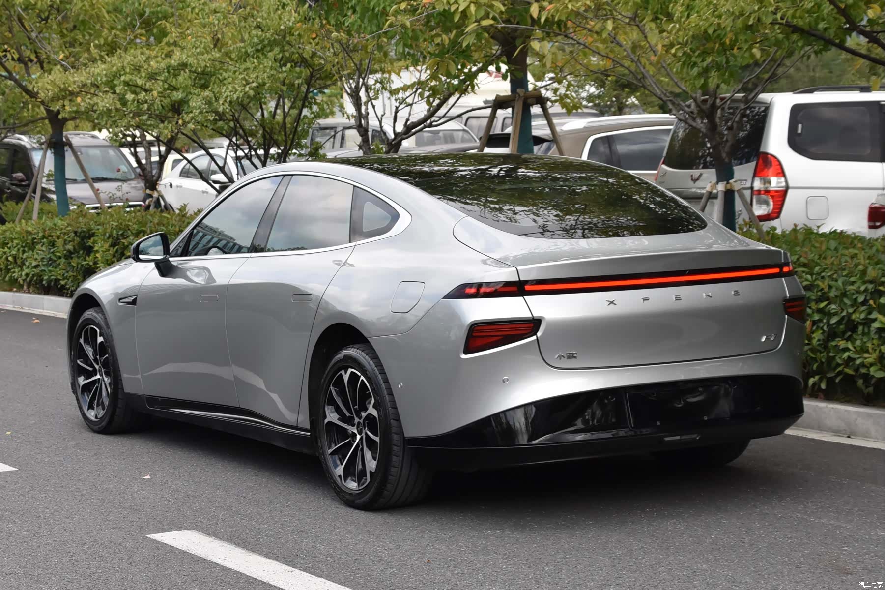 Xpeng P7, 2021 3