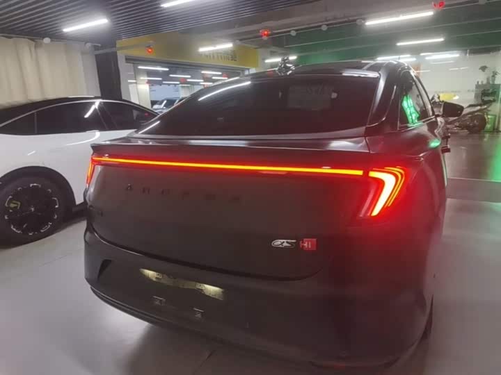 ARCFOX ji hu a er fa S 2022 HI ban gao jie ban