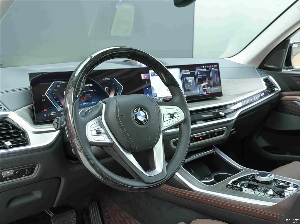 BMW X7, 2023 7