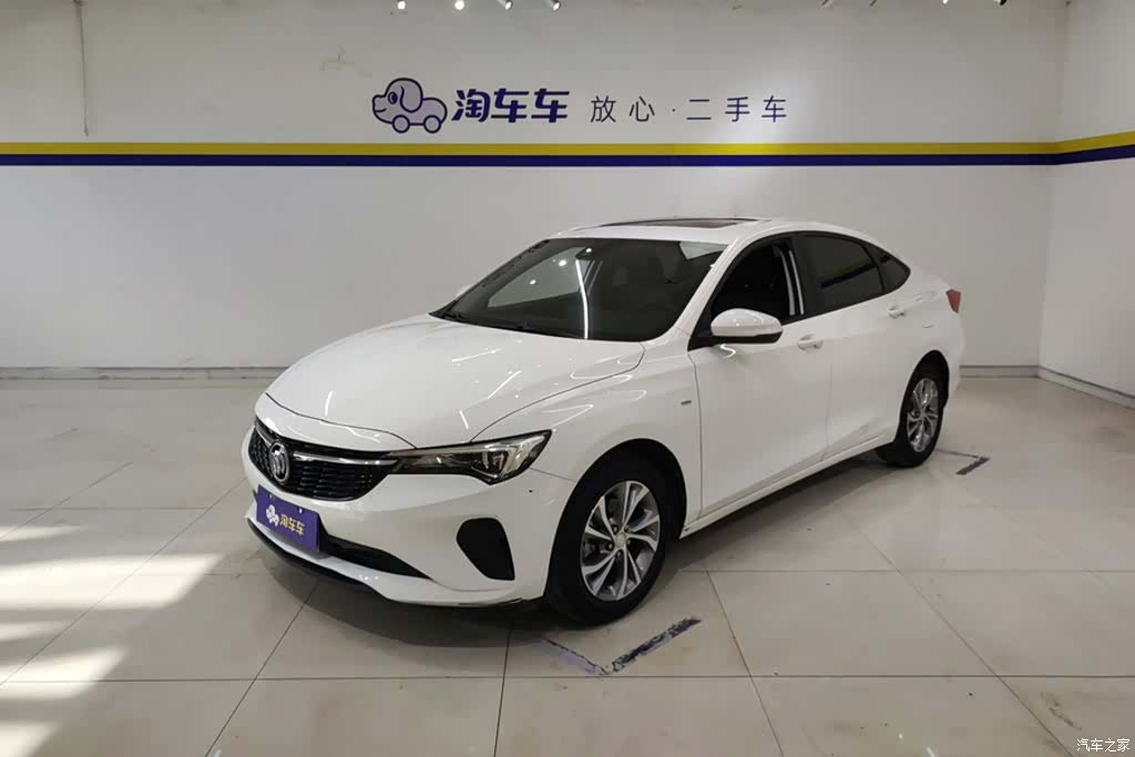 Buick Verano, 2022 1