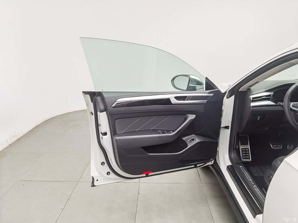 Volkswagen CC, 2021 8