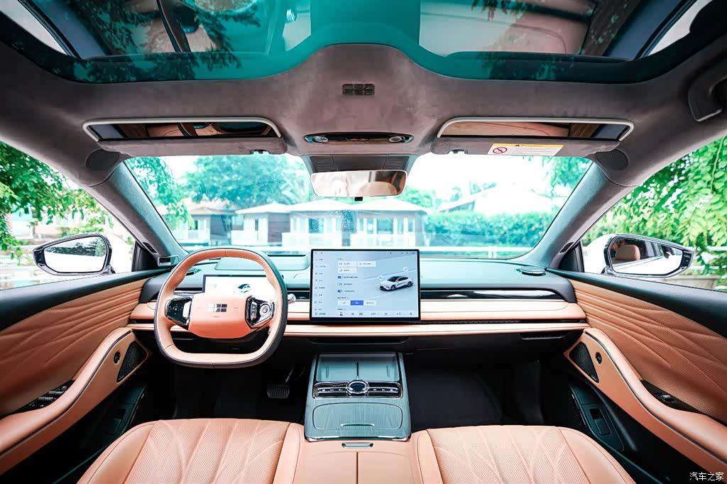 Geely 8, 2025 9