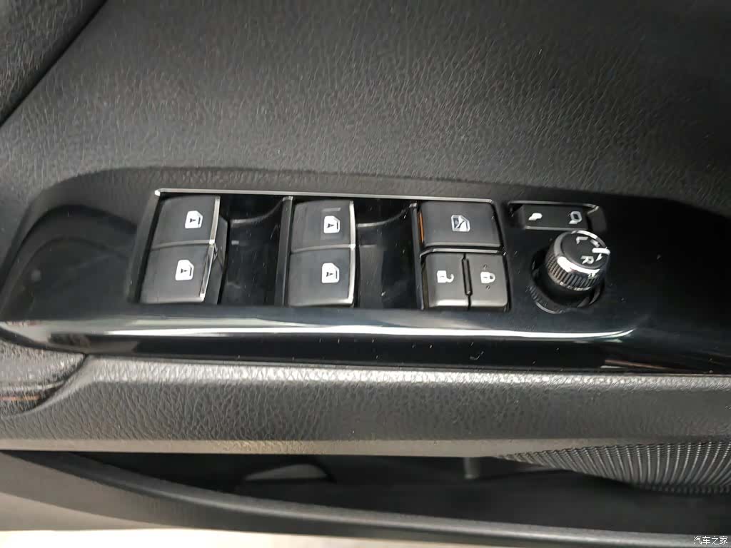 Toyota Camry, 2018 9
