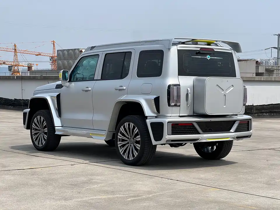 CrossBoundary Co-creation tank 300