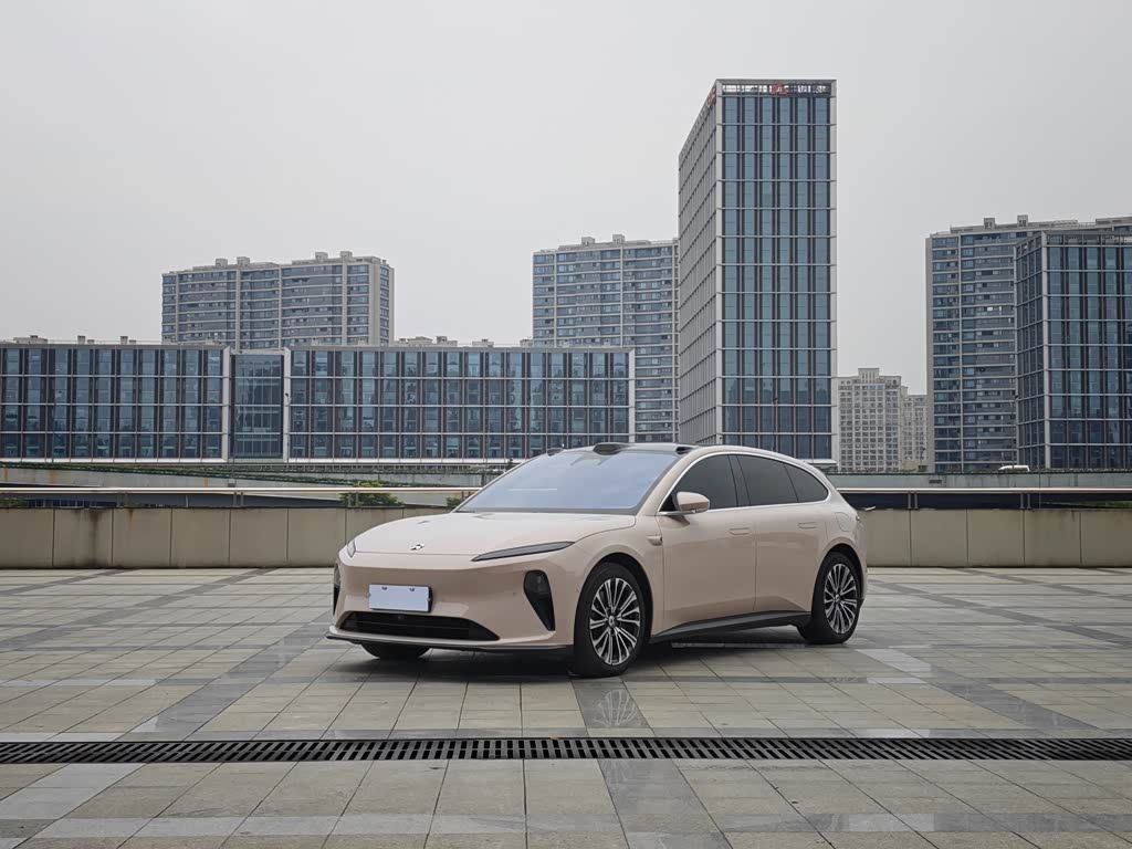 NIO ET5T
