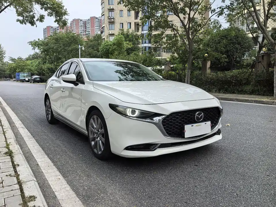 Mazda 3 Angkesaila