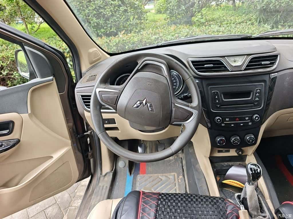 Wuling Hongguang, 2016 3