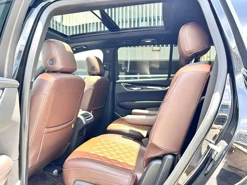 Cadillac XT6