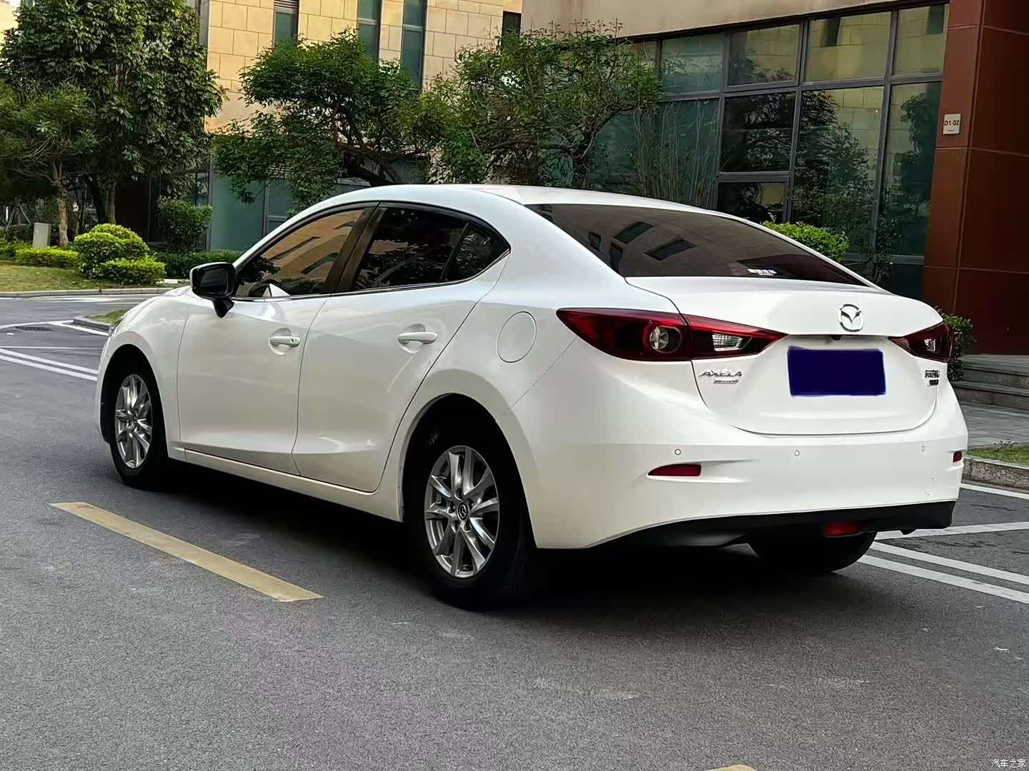 Mazda Mazda3, 2018 15