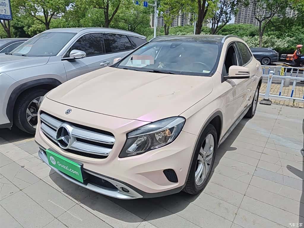 Mercedes-Benz GLA