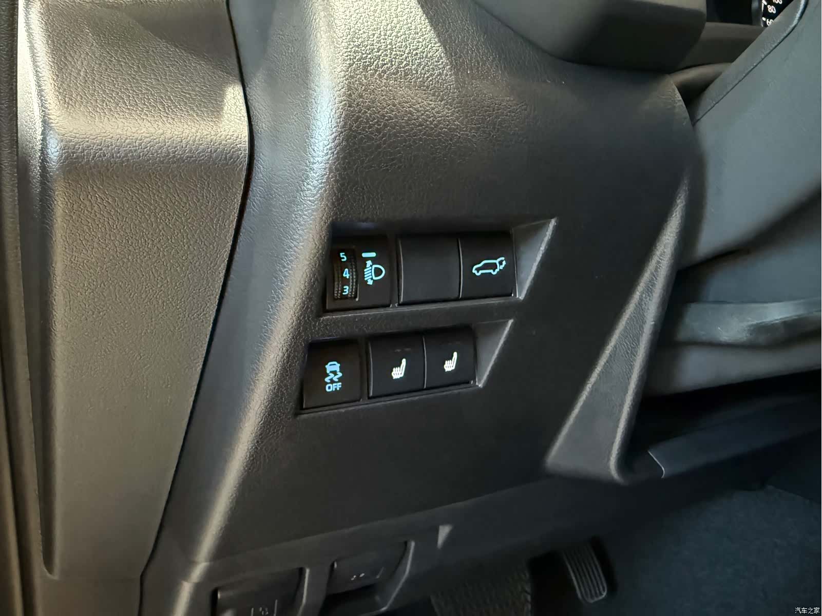 Toyota Land Cruiser, 2024 7
