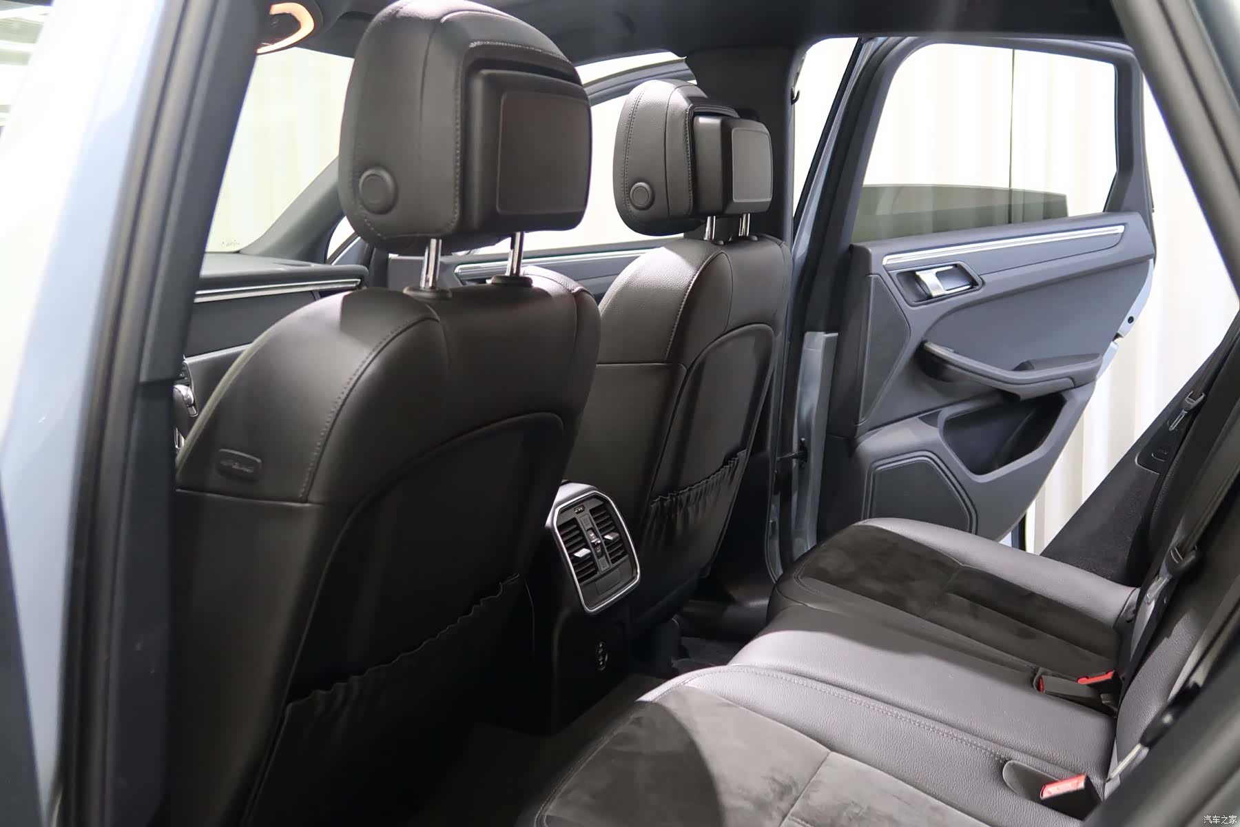 Porsche Macan, 2020 12
