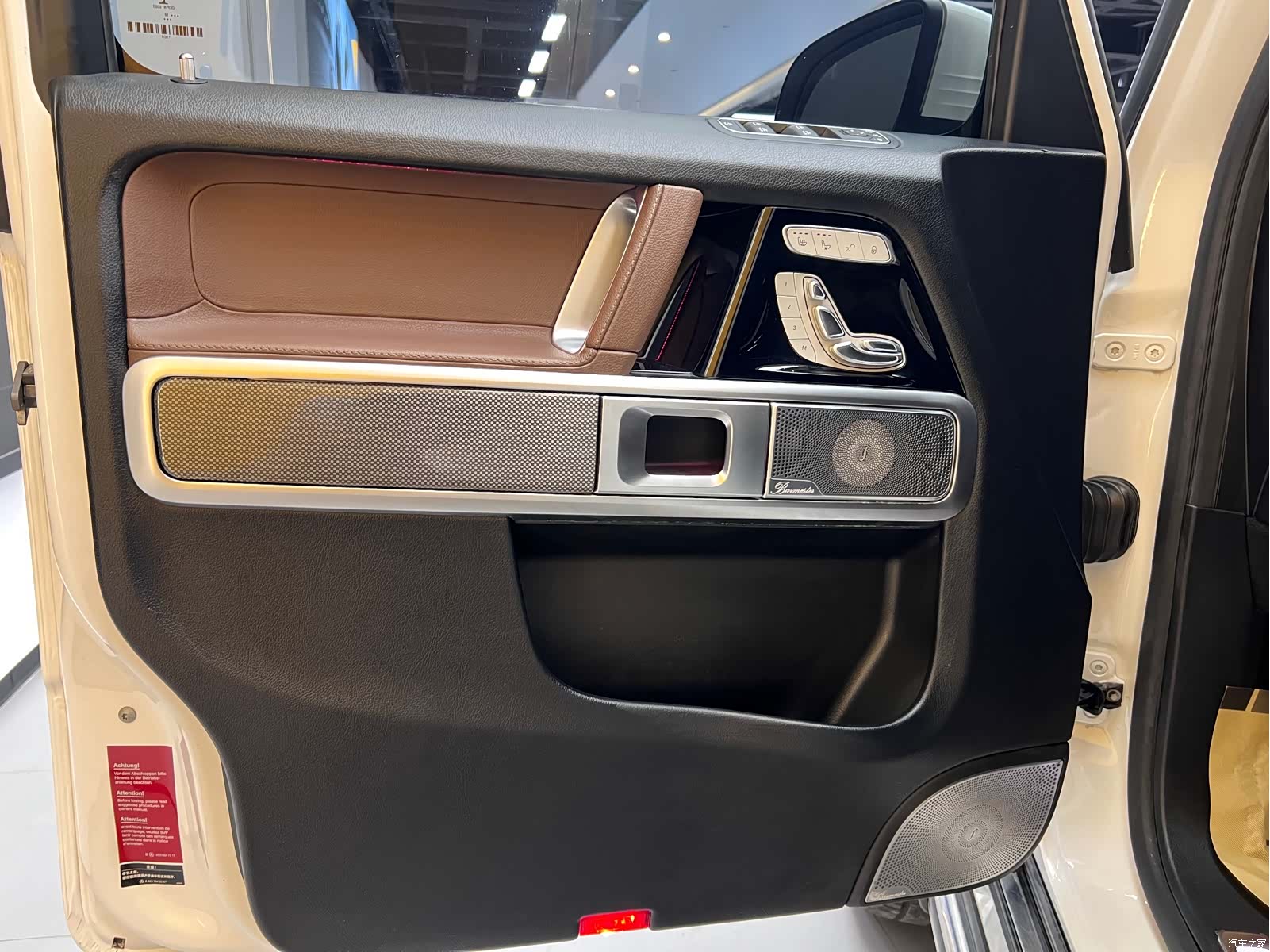 Mercedes-Benz G-Class, 2019 18