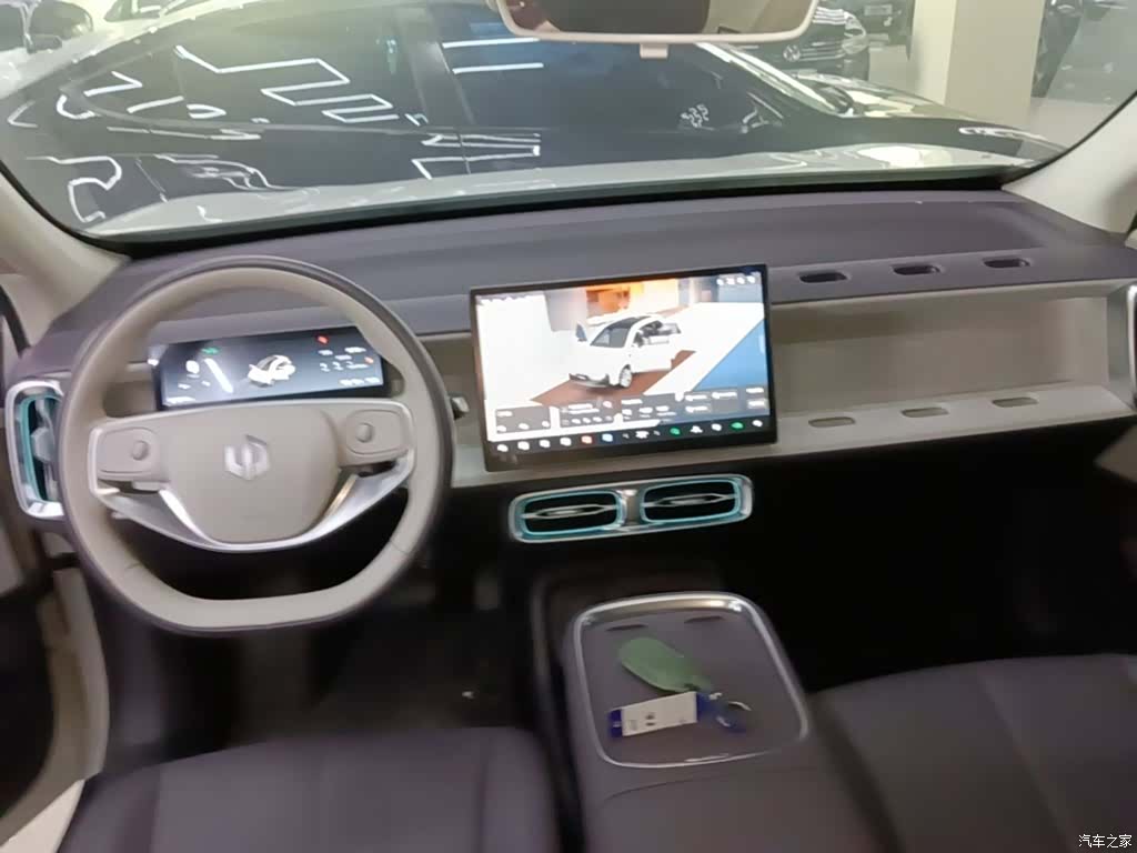 Leapmotor B10, 2025 10