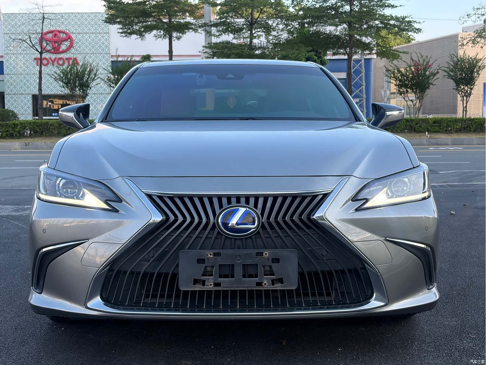 Lexus ES, 2021 2