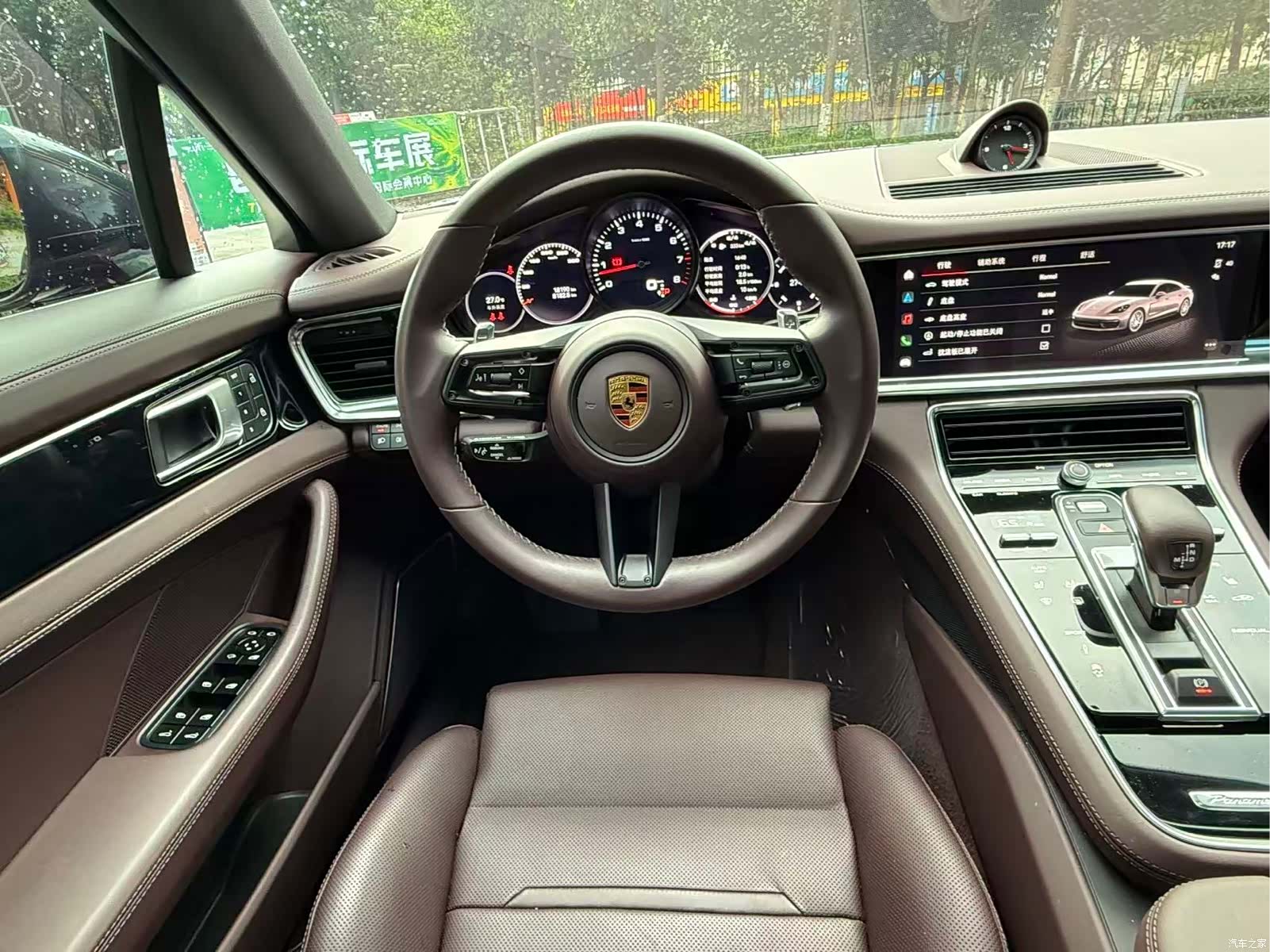 Porsche Panamera, 2023 28