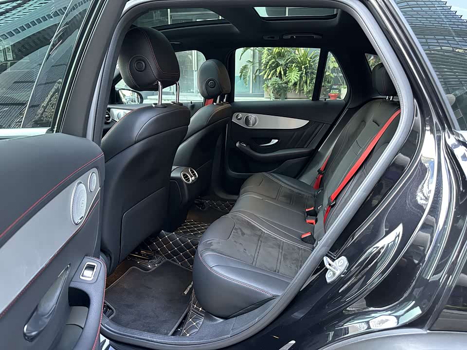 Mercedes-Benz GLC AMG