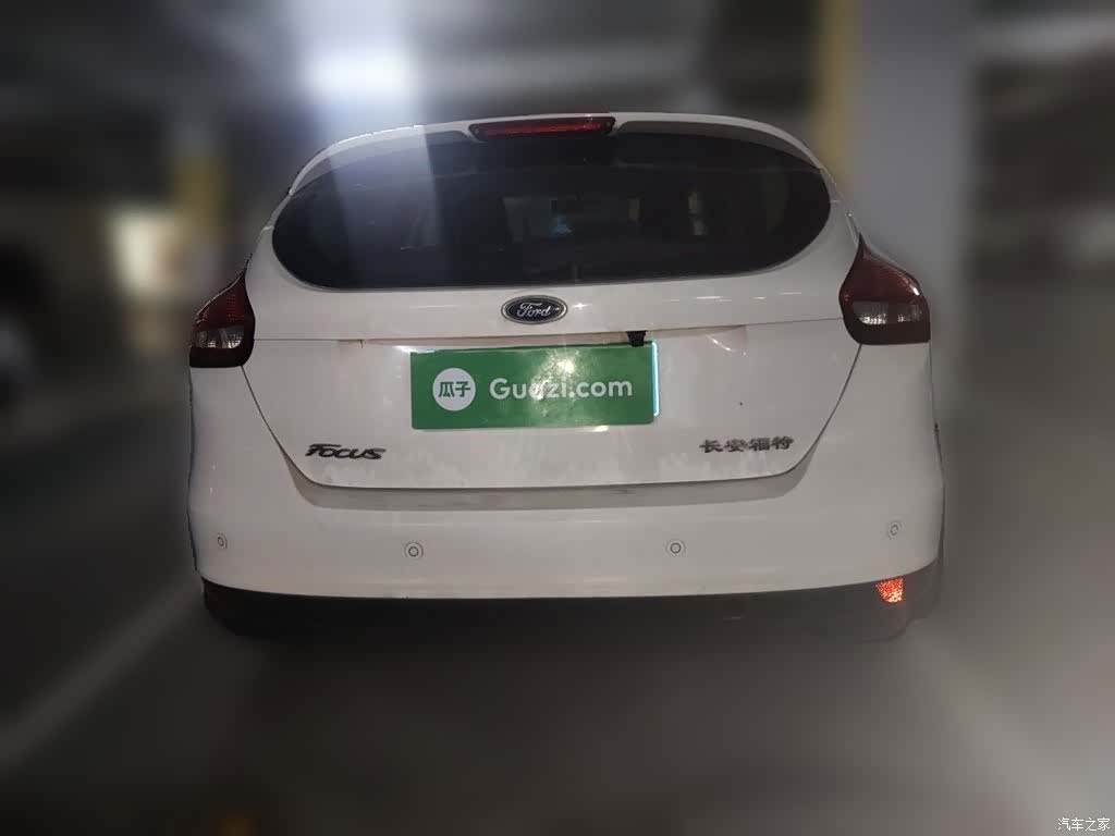 Ford Focus, 2015 4