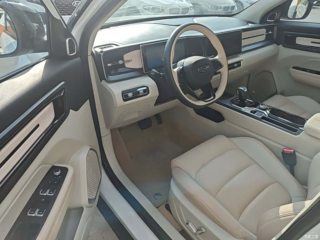 Geely Icon, 2023 16