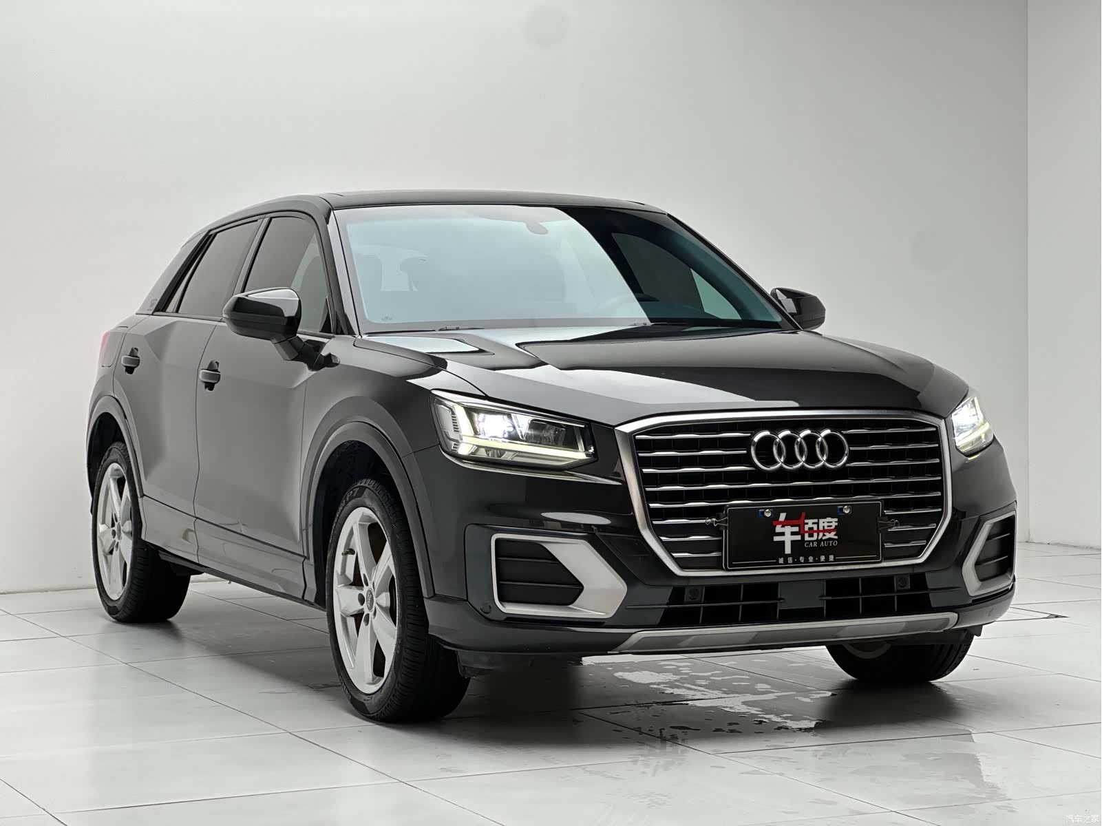 Audi Q2L, 2019 3