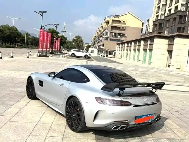 Mercedes-Benz AMG GT
