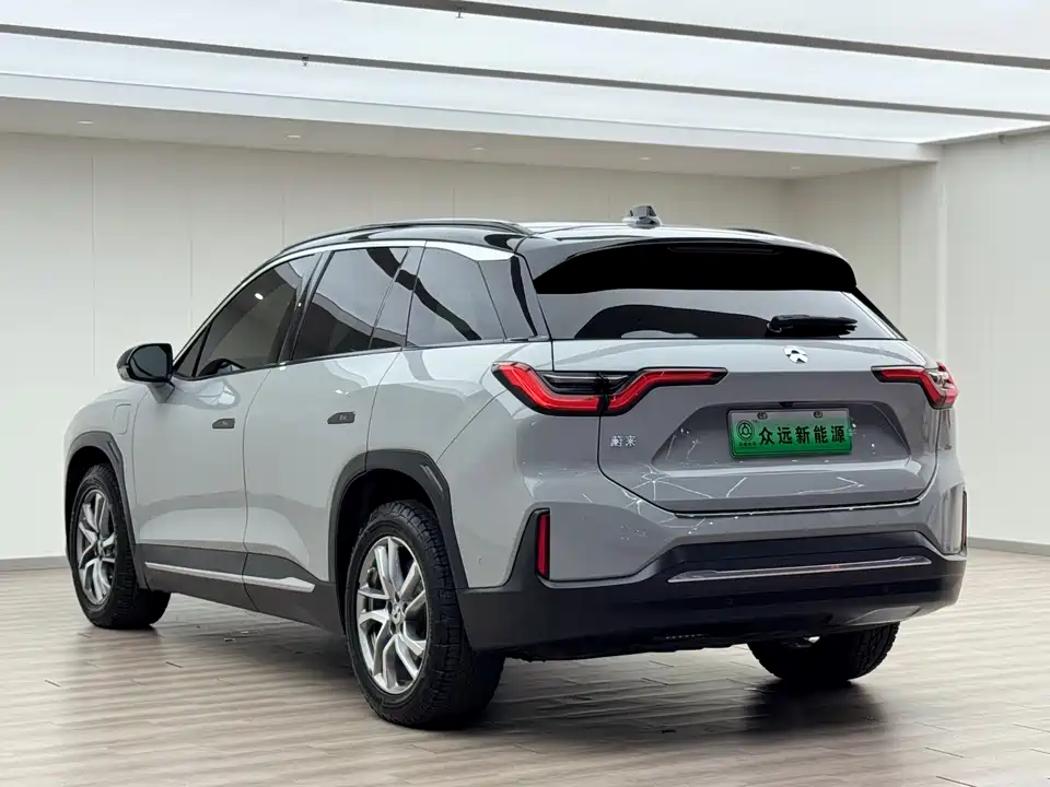 NIO ES6