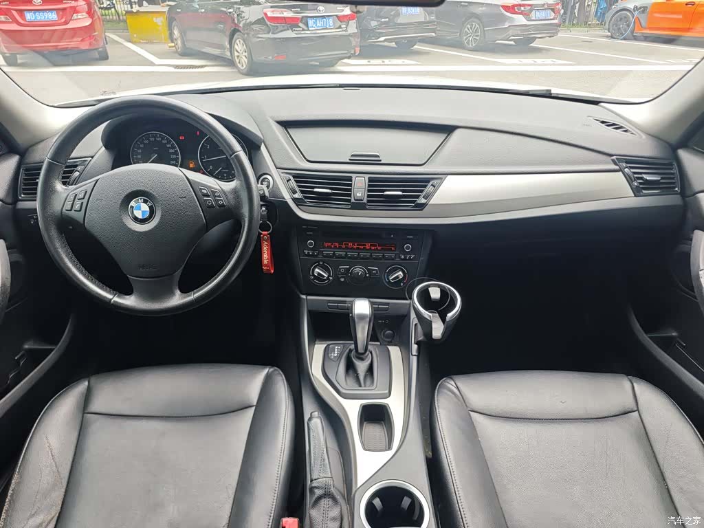 BMW X1, 2013 все фото