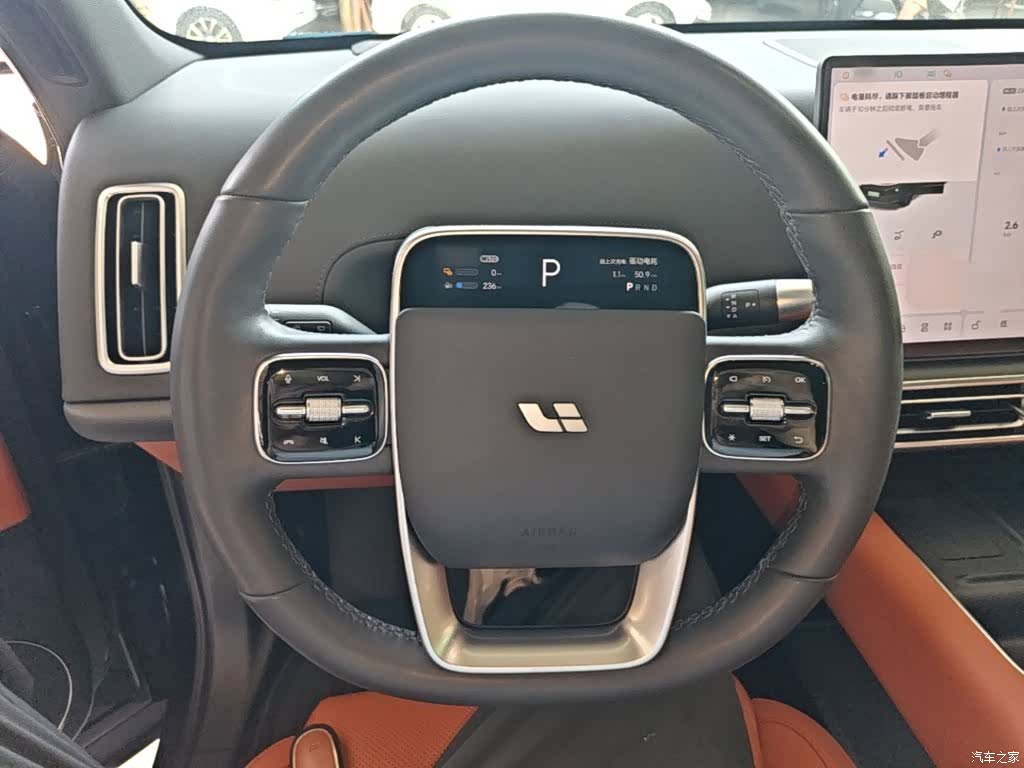 Li Auto L6, 2025 11