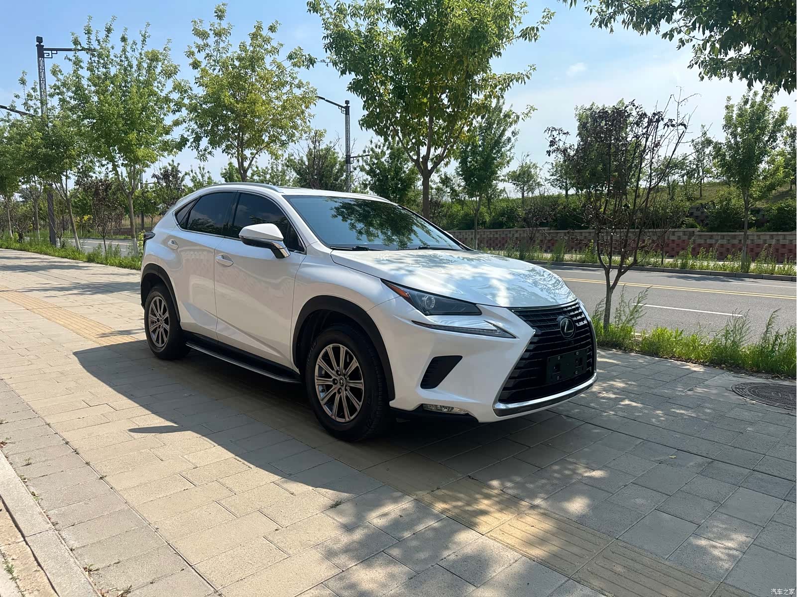 Lexus NX, 2021 3
