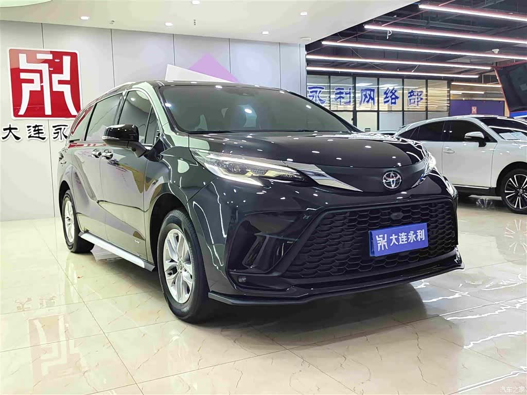 Toyota Granvia, 2024 3