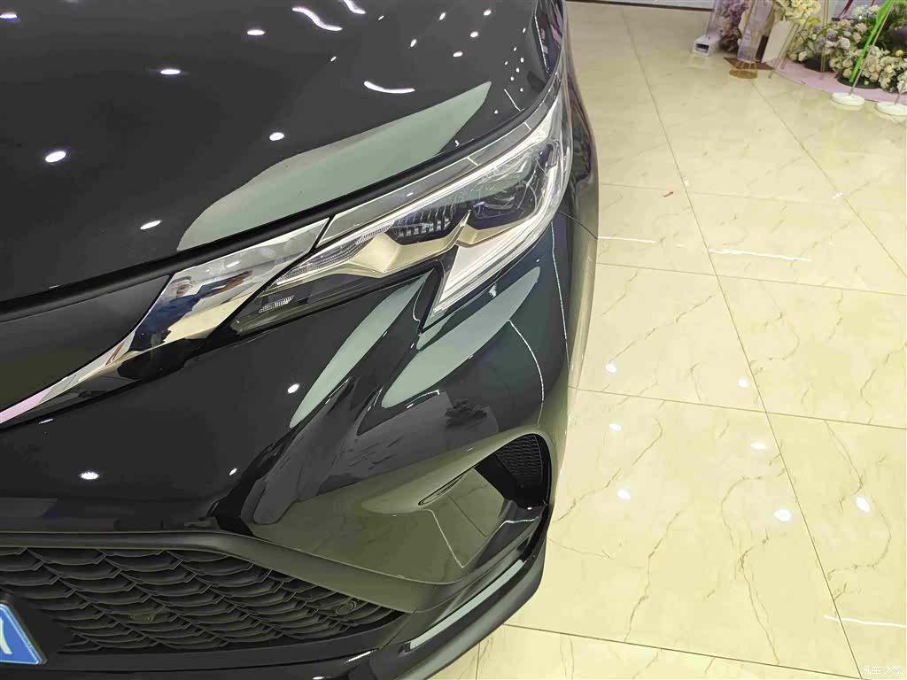 Toyota Granvia, 2024 9