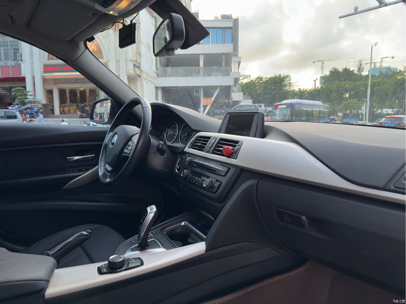 BMW 3 Series, 2014 16