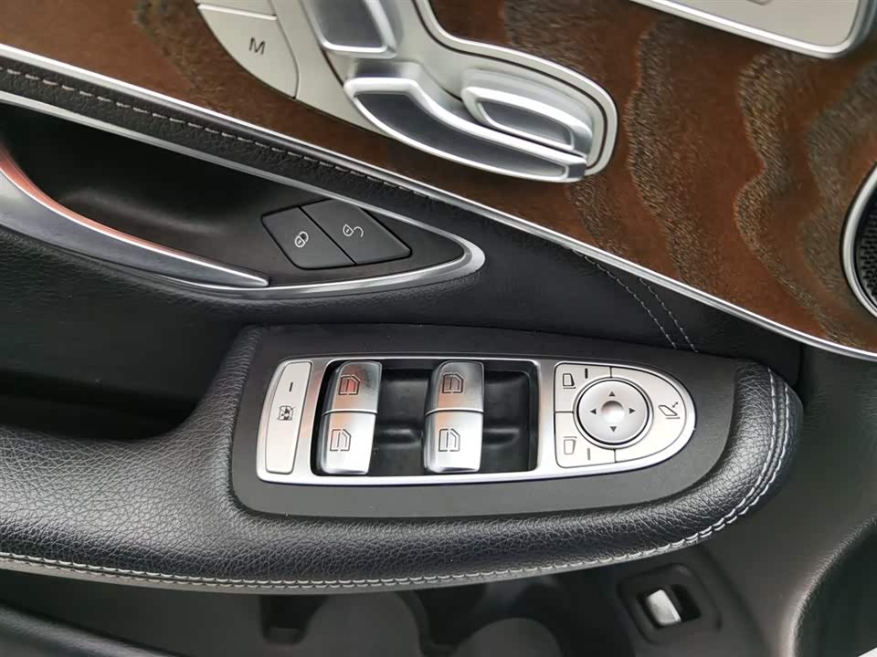 Mercedes-Benz GLC Mercedes-Benz GLC