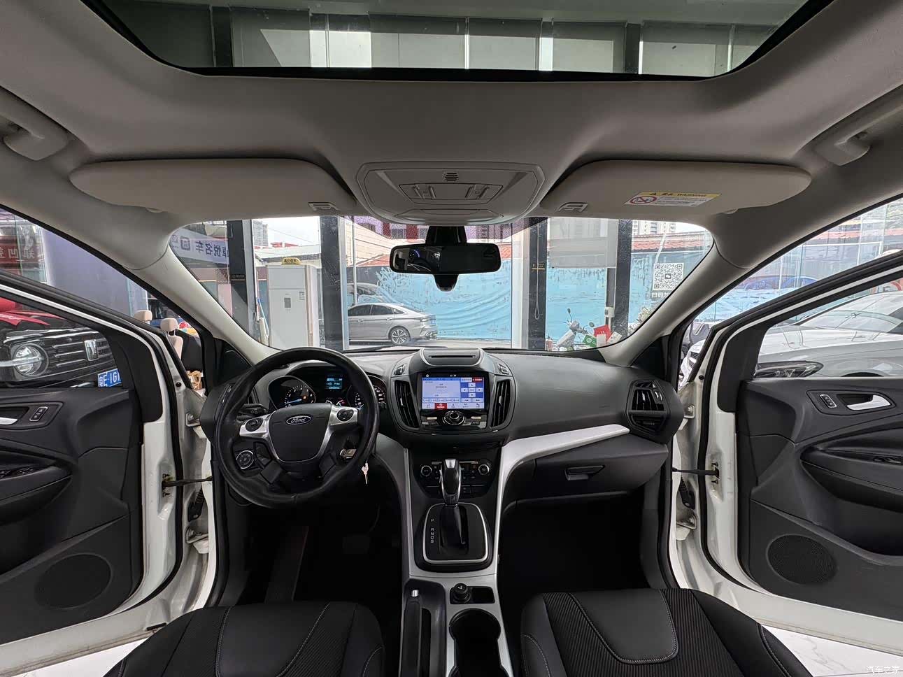 Ford Kuga, 2016 9